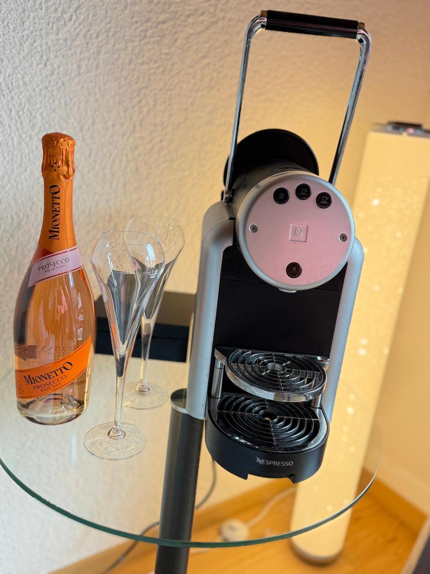 Eva'S Seeblick Krattigen Habitación foto