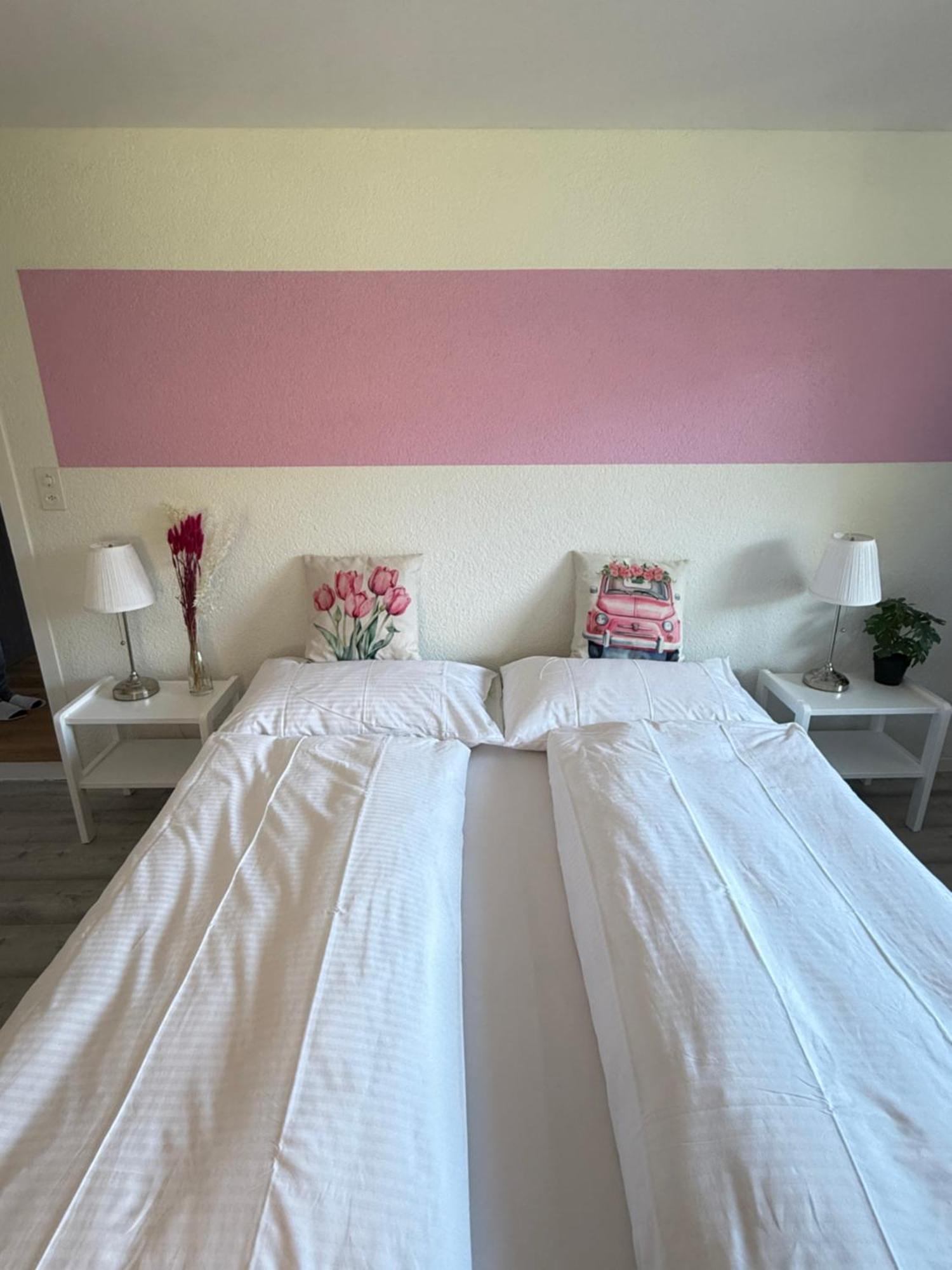 Eva'S Seeblick Krattigen Habitación foto